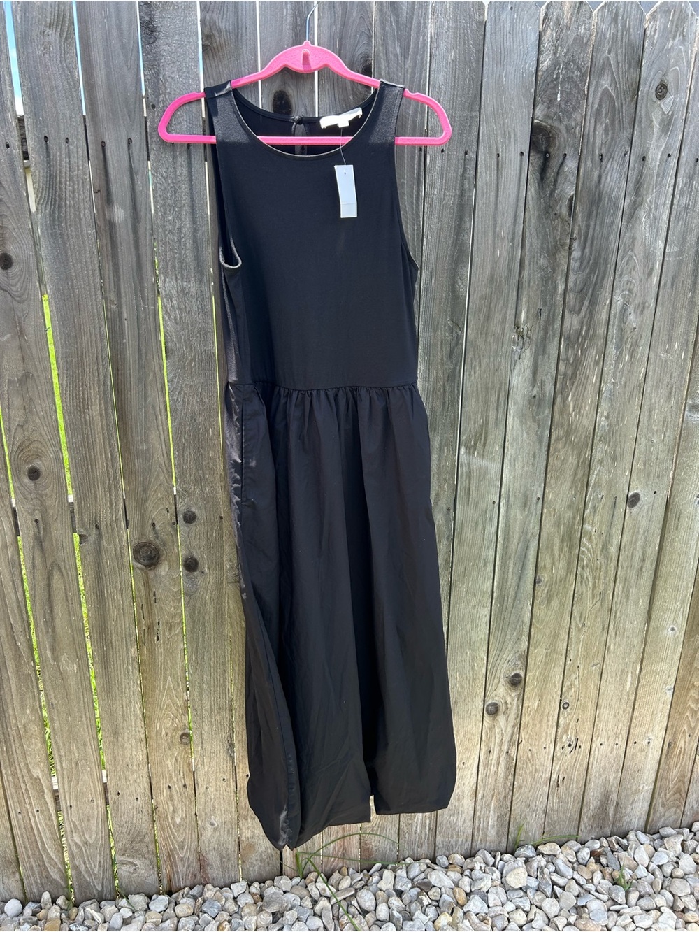 NWT LOFT Black Sleeveless Dress with Bubble Hem size 12 - Picture 3 of 3